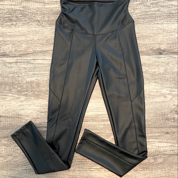 Yummie Pants - Yummie Black Faux Leather Leggings